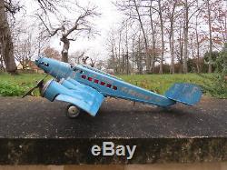 jouet avion ancien