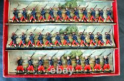 48 Figurines soldats fantassins, zouaves, musique en tôle agrafée FV en boîte