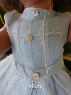 48cm belle poupée GéGé années 40, tout d origine, robe organdi bleue superbe