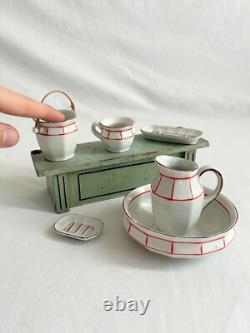 6 Pièces pour toilette de poupée en porcelaine, dinette ancienne