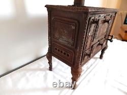 ANCIEN JOUET Gazinière Cuisinière en FONTE GODIN & Cie Bte S. G. D. G. Début XXème