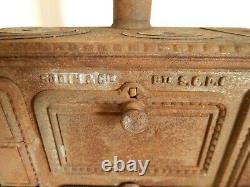 ANCIEN JOUET Gazinière Cuisinière en FONTE GODIN & Cie Bte S. G. D. G. Début XXème