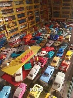 Achete Recherche Collection Dinky Toys Voiture Miniature Jouet Ancien 1/43 1/18