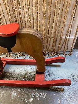 Ancien Cheval Bascule En Bois Annees 60 Jouet Ancien Pour Enfants Ou Decoration