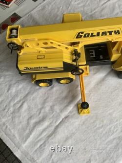 Ancien JOUSTRA Jouet ancien CAMION-GRUE modèle GOLIATH en tôle Années 70