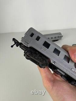 Ancien Jouet, Train miniature Rare Le Mistral BB-9240 de GéGé, 1960