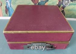 Ancien Jouet de Course de Chevaux à ressort JEP