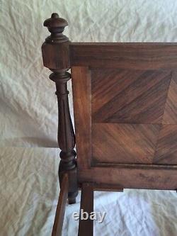 Ancien Lit En Bois pour poupée Jouet Vintage