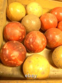 Ancien Lot 21 Boules En Bois Peint Billard Jeu Societe