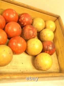 Ancien Lot 21 Boules En Bois Peint Billard Jeu Societe