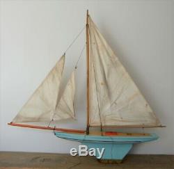 Ancien bateau à voile voilier de bassin en bois Navigable MFP Fradet made france