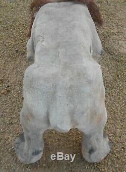 Ancien chien bouledogue papier mâché grand modèle circa 1880/1890 sortie grenier