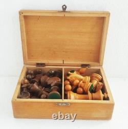 Ancien jeu d'échecs, bois vernis, Allemagne/Russie , 1960's