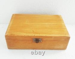 Ancien jeu d'échecs, bois vernis, Allemagne/Russie , 1960's