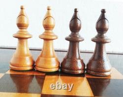 Ancien jeu d'échecs, bois vernis, Allemagne/Russie , 1960's