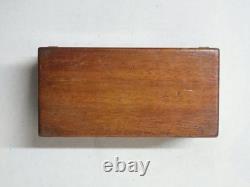 Ancien jeu d'échecs de voyage anglais boite acajou et laiton pions en os teinté