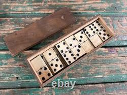 Ancien jeu de dominos en os et bois grand format 4,8 cm XIXe rivet laiton