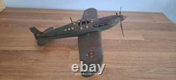 Ancien jouet avion chasse tôle Spitfire époque WWII origine anglaise