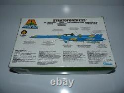 Ancien jouet kenner mega force stratofortress / neuf scellé / année 1989