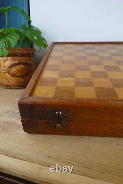 Ancienne Boîte de Jeu en Bois Marqueté Élégance Vintage