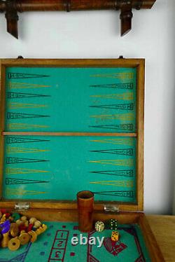 Ancienne Boîte de Jeu en Bois Marqueté Élégance Vintage