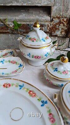 Ancienne Dinette Soupiere Et Assiettes Porcelaine Pour Enfant Poupee