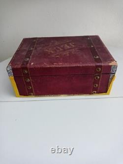 Ancienne Mallette de Jeux Caisse Le Nain Jaune Circa 1900