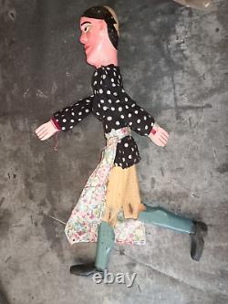Ancienne marionnette femme à tringle et fils bois tissu d'origine H 49 cm