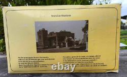 Ancienne station service en résine NOREV 1/43e Shell Relais N°5 boîte d'origine