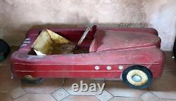Ancienne voiture à pédale en tôle Fernand ALEXANDRE à restaurer C. 1950