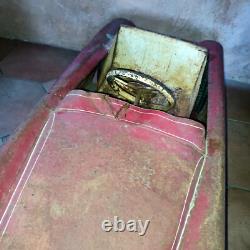 Ancienne voiture à pédale en tôle Fernand ALEXANDRE à restaurer C. 1950