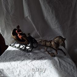 Antique calèche, traineau cheval et dame en fonte-collection-curiosité