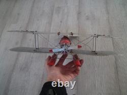 Avion. Tole. MECCANO. CONSTRUCTEURS D'AVION. GRAND HYDRAVION BIPLAN
