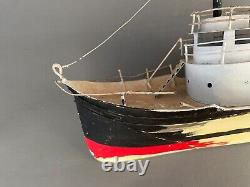 Bateau En Tôle Peinte, Jouet Ancien, Maquette, Art Populaire, Début XXe