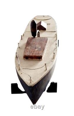 Bâteau navire de bassin 67 cm, mécanique, dans son coffret années 30