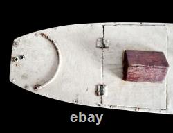 Bâteau navire de bassin 67 cm, mécanique, dans son coffret années 30
