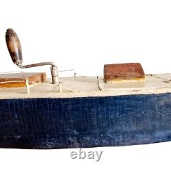 Bâteau navire de bassin 67 cm, mécanique, dans son coffret années 30