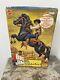 Big Jim Mattel 1979 Cheval Ouragan Tornado Mib Boîte Euro Réf 3532! Bel État