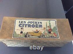 Boite de jouet mécanique Citroën num 63 c4