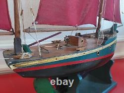 Borda langoustier voilier canot bois de bassin 70cm bateau ancien