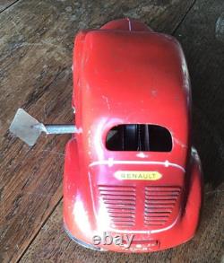 CIJ Renault 4CV rouge Sapeurs Pompiers en tôle avec sa clé TBE 1/20ème Test OK