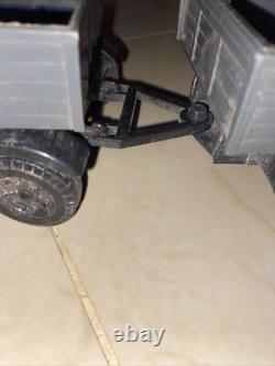 Camion BENNE Mercedes BIG avec sa remorque Benne