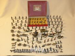 Cavalier & Soldat De Plomb Demi Ronde Bosse Toy Soldier Cbg Mignot Lucotte Heyde