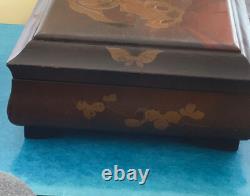 Coffret De Jeu Asiatique En Laque