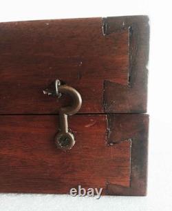 Coffret échiquier XIXe siècle, taille XL + échecs style Régence, roi 82mm