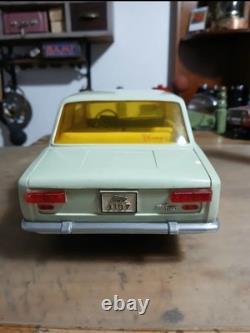 Fiat 124 payá 1/10 40cm