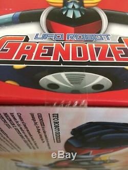 Goldorak Soucoupe Metal Die Cast Spazer With Ejectable Grendizer Go Nagai