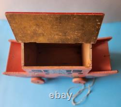 JOUET ANCIEN DE PLANCHER EN BOIS DECORE ARCHE DE NOE AVEC 11 ANIMAUX 1937's