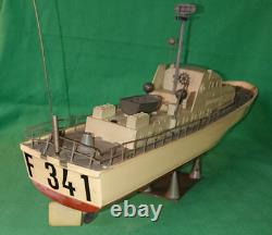 JOUSTRA F 341 vedette garde côte radiocommandé vintage