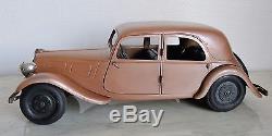 JRD jouet Citroën traction de 1935 à moteur mécanique
